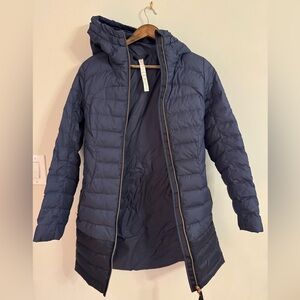 Lululemon blue ombré long down hooded puffer jacket. Size 4.